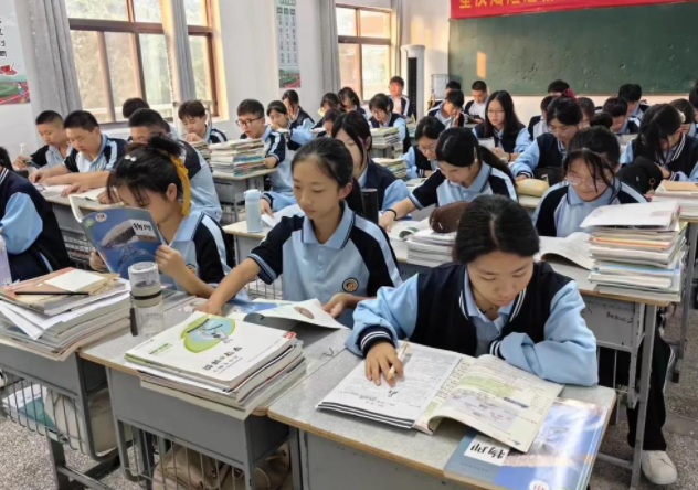 实施中考高考归纳变革构建有利于学生健康成长的人才培养系统 实施中考高考归纳变革构建有利于学生健康成长的人才培养系统