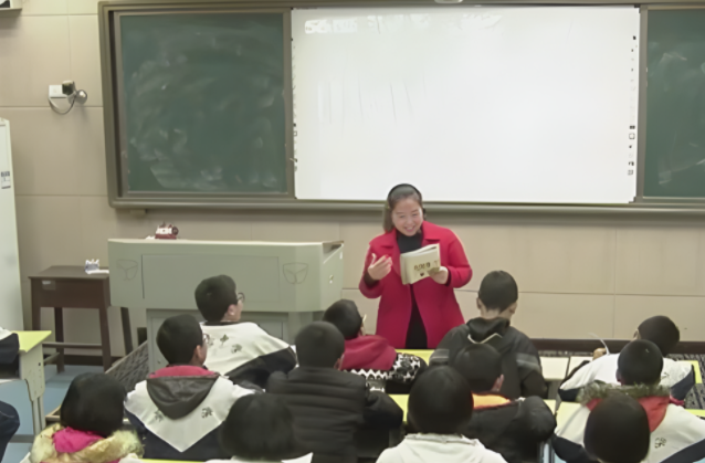 教育数字化人工智能赋能变化技术革命的步伐非常快有很大不同 教育数字化人工智能赋能变化技术革命的步伐非常快有很大不同